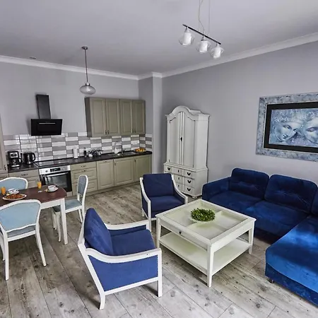 Niebieski Apartament De Lux Dla 4 Osob Chorzow Katowice Exterior photo