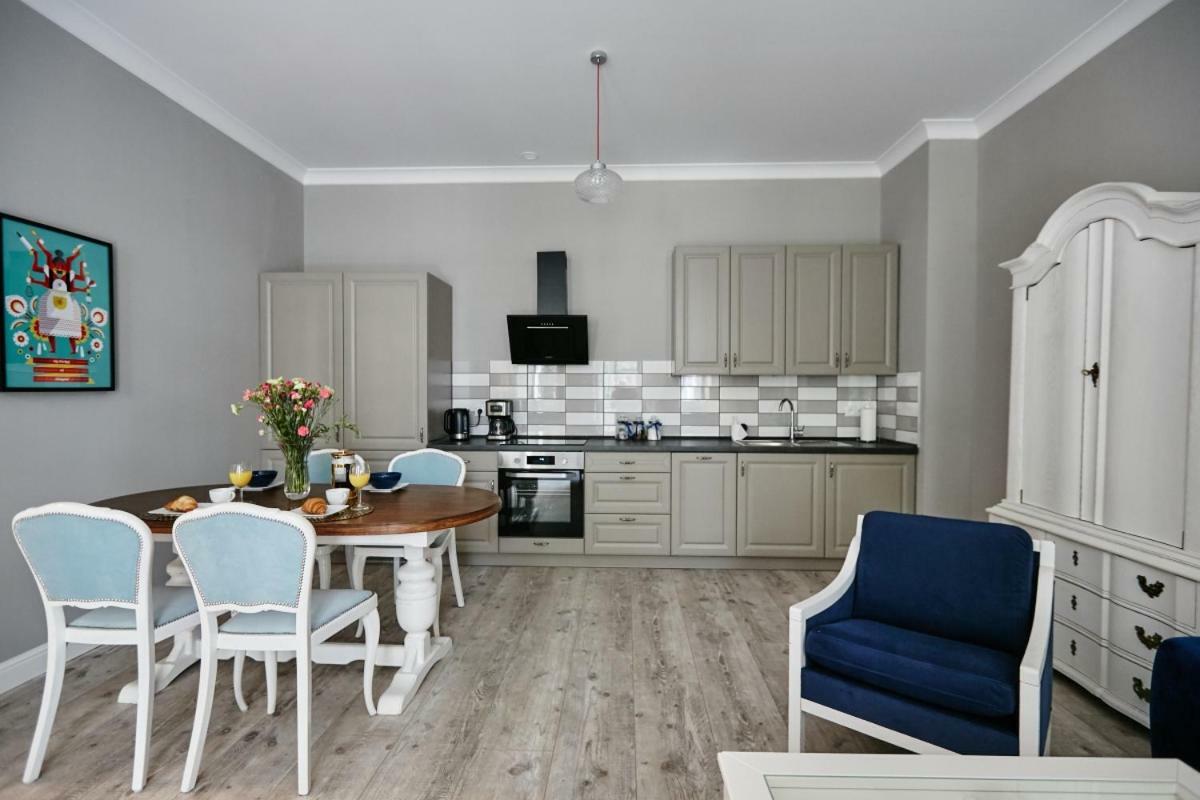 Apartment Niebieski De Lux Dla 4 Osob Katowice Chorzow